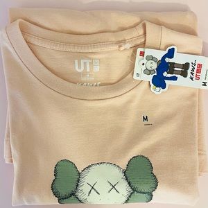 Kaws uniqlo tee